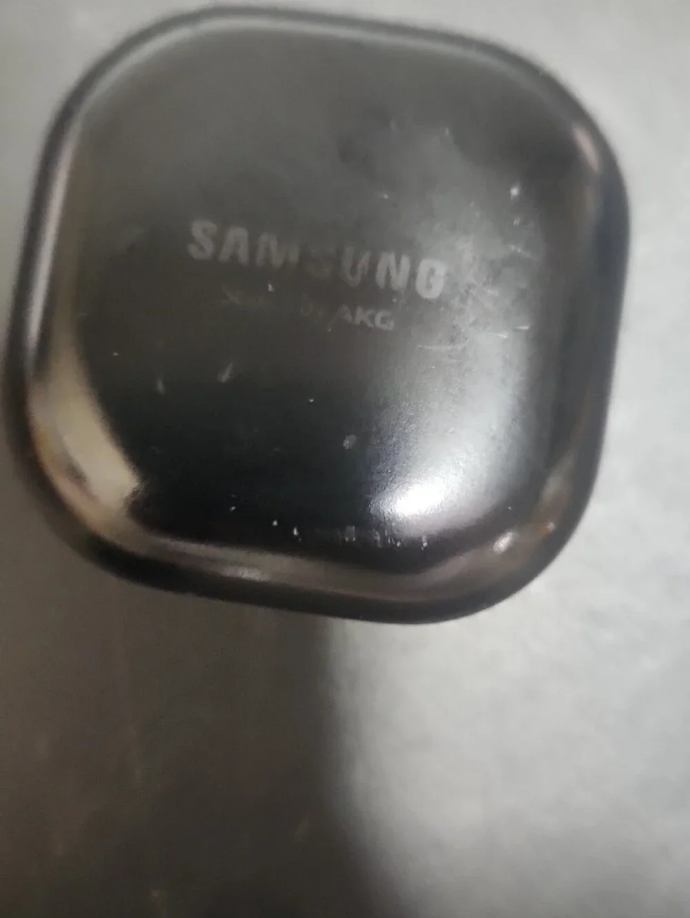 Samsung Black Wireless Earbuds with Charging Case.right Side Only